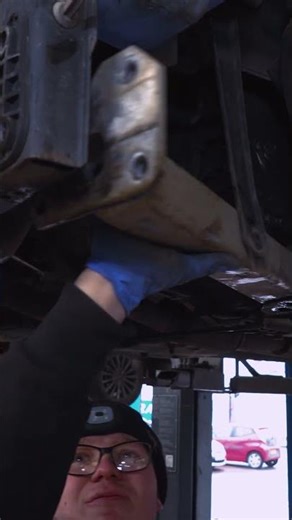 Fiat 500 L Part 1: Bottom Arm Removal 🛠️