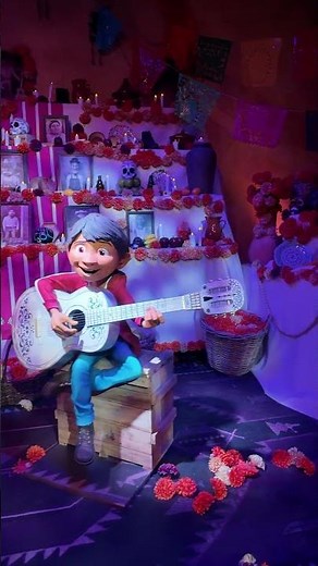 Coco Pixar Experience in London 🇲🇽✨ | Mundo Pixar Immersive Walkthrough