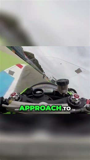 ZX-10R vs YZF-R1: Racing Legends Evolve. Who Wins? #shorts