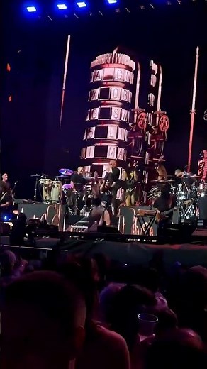 Pitbull - Time of Our Lives - Fridayz Live Melbourne Australia 2025