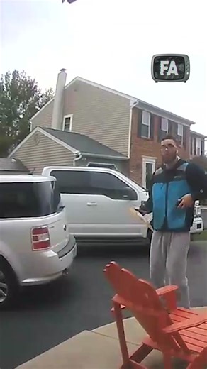 Boxer Dog Delivery Fail - All Bark, No Bite 😅