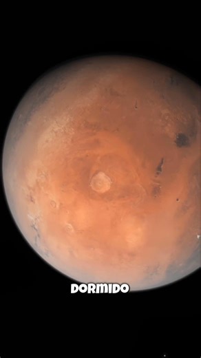 28K views · 882 reactions |  El Monte Olimpo de Marte El Monte Olimpo es el volcán más grande del Sistema Solar, con unos 22 km de altura. Su enorme tamaño se debe a la baja gravedad de Marte y la ausencia de placas tectónicas. #universo #cosmos #SabiasQue #marte | Astro Chile | Facebook