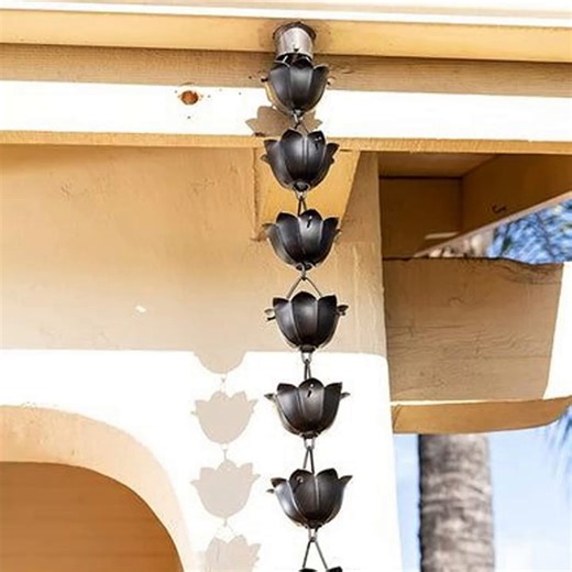 13K views · 78 reactions | read more about drainage chains that provide effective water management for building downspouts and gutter systems ️. discover how these decorative yet practical chains with interlocking links guide rainwater from roofs to drainage areas while creating visually appealing water features that enhance garden aesthetics and prevent soil erosion around foundations. | Anccert4 | Facebook