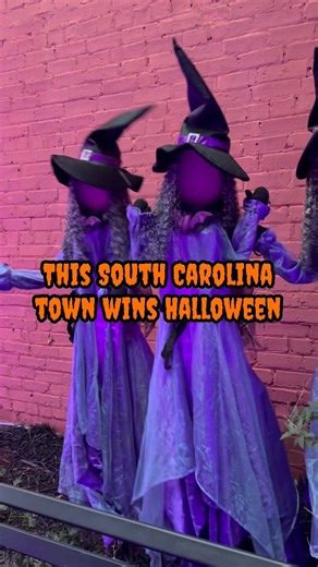 👻They are called The City of Halloween for a reason!🎃