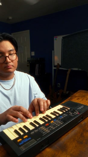 Making a beat 🎹 #musicproduction #beatmaker #synth #musician