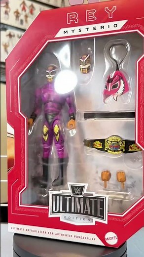 This NEW Rey Mysterio Ultimate Edition figure is bonkers 🤯