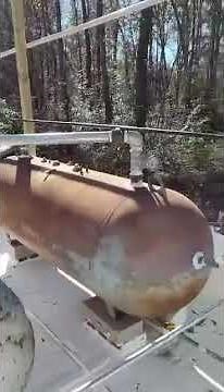 Building pyrolysis plant to transform plastic and waste oil into diesel and gasoline