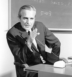 Douglas Engelbart, Inventor of Computer Mouse, Dies at 88