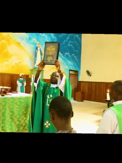 Neno la Bwana lenye uzima #catholic #foryoupage #foryou #catholicsongs #catholicism