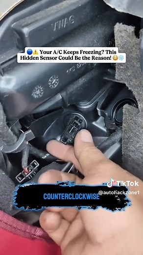 🔵🚨 99% of Drivers Have No Idea This Dirty Sensor Can Kill Their A/C! 😱❄️ #cartips #carmaintenance #airconditioning #carcare #cars 🚗🔥