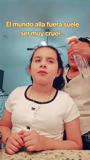 video tan hermoso🥰Gracias a todos los que dejan sus lindos comentarios.. 🙏Gracias a Dios Lucy es una niña Sana y madura ,pero existen muchos seres humanos que no estan preparados para enfeentar la crueldad humana😌seams mas cuidadosos y empaticos 🙏🙏#noalbullyng🚫 #amor