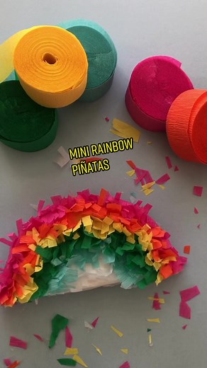DIY Mini Rainbow Piñatas Tutorial