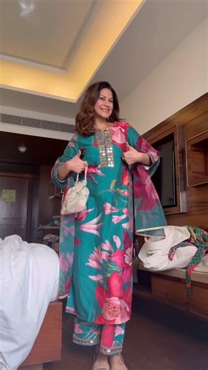 The Loom on Instagram: "Sakshi Shivdasini spotted in The Loom elegance that feels effortless and style that speaks softly yet stands out. A look that blends grace with everyday charm. . . To Shop: Click on the BIO LINK or VIEW SHOP button below in the reels section 𝐆𝐞𝐭 𝐞𝐱𝐭𝐫𝐚 𝐜𝐚𝐬𝐡𝐛𝐚𝐜𝐤 𝐮𝐩𝐭𝐨 ₹5𝟎𝟎𝟎 . . (theloom, indianfashion, influencer, wedding inspo, ethnic fit, trending reels, ethnic inspo, celebritystyle, sakshishivdasini, trendingnow, trendalert, shopnow, outfitinspo, we