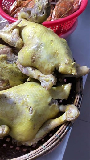 The steamed chicken is very delicious. #food #foodshorts