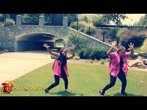 “Set It Off” Dance | Descenders | Disney Descendants