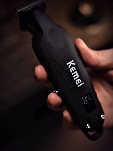 Top Black Friday Deals for Barbers: Must-Have Clippers
