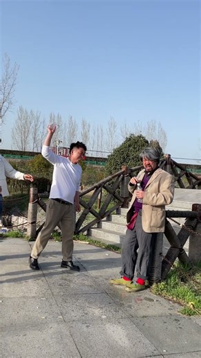 Only through experiencing things can people see clearly.