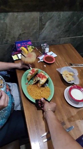 Do You Know Regulars You Enjoy Seeing? | Restaurant POV About Regular Customers