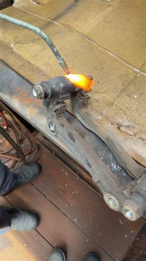 2015 Lexus rx350 brake caliper slider seized #automobile #pasadena