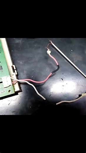 Conserto de IHM ⚡ Substituição da Lâmpada do LCD Industrial 🔆 Sem Iluminação? 💡 Reparo LCD