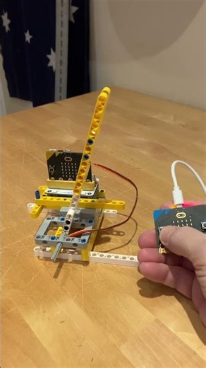 Servo wipe frequency index up microbit radio send value