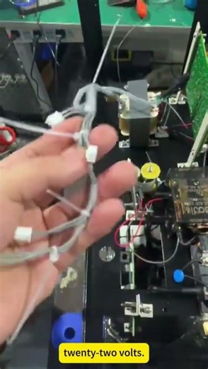 How to test the transformer voltage