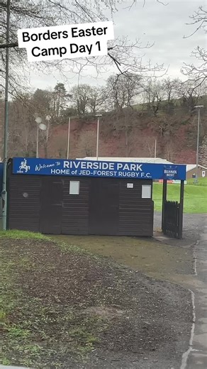 Day 1 of our Easter Camp ✅ The theme is ‘Master your Craft’ To do this we need time on task, great technical instruction and immediate feedback. With our 1:5 coach to player ratios we did all we could to ensure that every player finished day 1 feeling more confident in their skills. Today’s main focuses were: 🏉 Catch & pass skills 🏉 Teamwork & gameplay 🏉 Unit skills - backs kicking skills & forwards on scrummaging skills Tomorrow’s focus is on contact skills 👊 #silverfoxcoaching #proplife #p