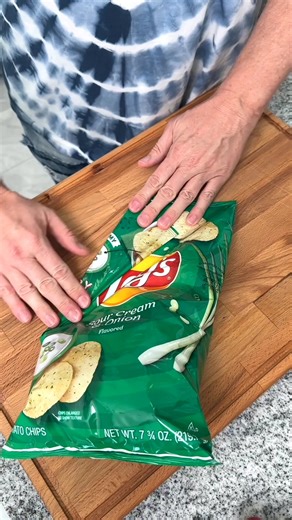 2.8M views · 10K reactions | Potato chip hack 朗 By Creative Crafting and The Gooch. | Creative Crafting | Facebook