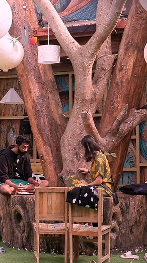 2.4M views · 39K reactions | Amaal ne bulaaya Pranit ko apna enemy, is this the beginning of a new rivalry?  Dekhiye #BiggBoss19, Mon-Sun raat 9 baje JioHotstar aur 10:30 baje COLORS TV par. #Vaseline #AppyFizz Danube Properties #Vzy {BB, Bigg Boss, BB19, Bigg Boss 19} Gaurav Khanna Tanya Mittal Ashnoor Kaur Pranit More Farhana Bhat Amaal Mallik Shehbaz Badesha Malti Chahar | Bigg Boss | Facebook