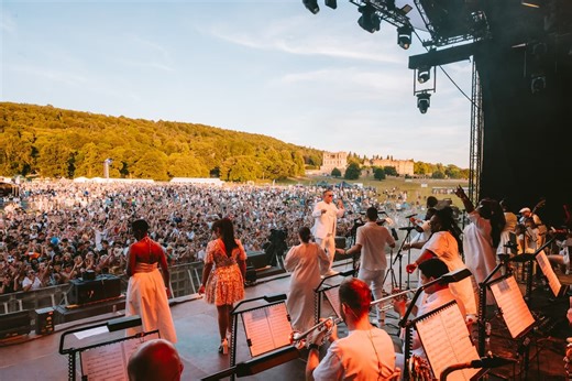 Huge crowds as Classic Ibiza returns to Chatsworth House