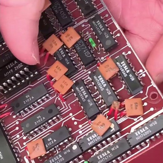 Repair 1987 Czechoslovak IQ 151 video card #czechoslovakia #techretro #retro