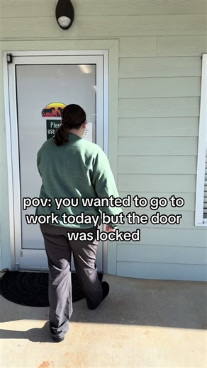 no work today I guess 🤷🏼‍♀️ #vetmed #closed #locked #funny #fyp