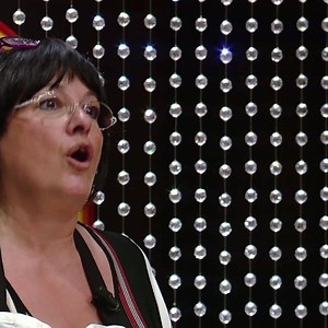 1.4M views · 10K reactions | 樂 Si può entrare nella cucina di #MasterChefIt 2 con del cibo da strada???  I giudici erano davvero molto indecisi sulla toscana Daiana!!! | MasterChef Italia | Facebook