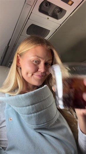 Travel day with my girlies. 💕💖💕💖 #travelday #travel #girlmom #momlife