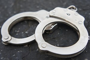 Woman Uses Baseball Bat To Allegedly Hit Boyfriend, Police Say