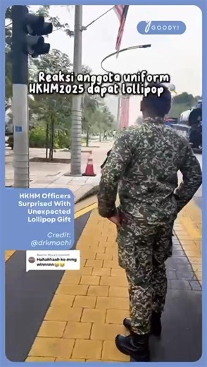 2.3K views · 54 reactions | A heartwarming moment at the Merdeka Parade in Putrajaya! A man fist bumps HKHM officers and surprises them with lollipops, capturing their priceless reactions!  Credit: @drkmochi on TikTok  All media rights belong to their respective owners. Thank you for being so understanding! . . . #goodymy #GoodyDhiviya #fyp #viral #merdeka2025 #HKHM2025 #merdekaparade | Goody Malaysia | Facebook