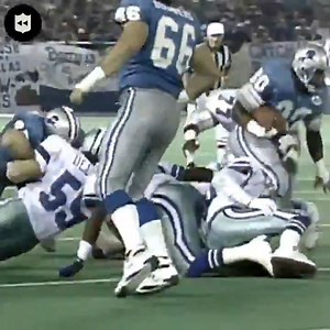 On this date in 1992, Barry Sanders was so elusive, sometimes defenders would lose sight of him on the field. (🎥 @nfllegacy) | Detroit Lions on CBS Sports