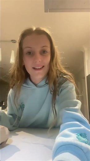 Smoothie bowl tutorial! Episode 3 of healthy eating