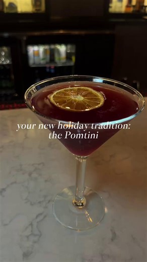 ’Twas the night before Christmas, and the spirit was bright. Sip on a Pomtini with us before we close at 9 tonight. Reserve a table now: https://www.opentable.com/booking/restref/availability?lang=en-US&correlationId=cebd0ee4-d67c-43e8-81d9-d5be2d08c836&restRef=4016&otSource=Restaurant website#experiencejacksons #jacksons #southpointe #Washington #Washpa #Pgh #PghFoodie #Pittsburgh | Jacksons Restaurant Bar