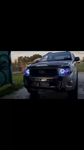 Aftermarket Hilux headlights customized #fyp #Toyota #hilux #4x4 #lifted #rgb #rgbw