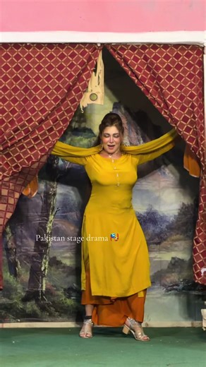 Exciting Moments from Pakistan's Stage Drama
