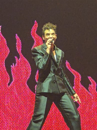 MIKA's Golden Concert Experience in Rotterdam