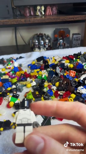 Lego Star Wars Collection Review: Vintage Minifigures and Rare Pieces!