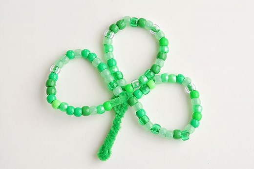 Pipe Cleaner Shamrock with Beads