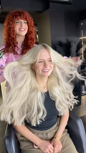 Emma Figliuzzi🪩 | new hair for the new year✨🧝🏻‍♀️ @lenimariee #babylights #highlights #iceblonde #extensions #redken #redkenshadeseq #shadowroot #blonde... | Instagram