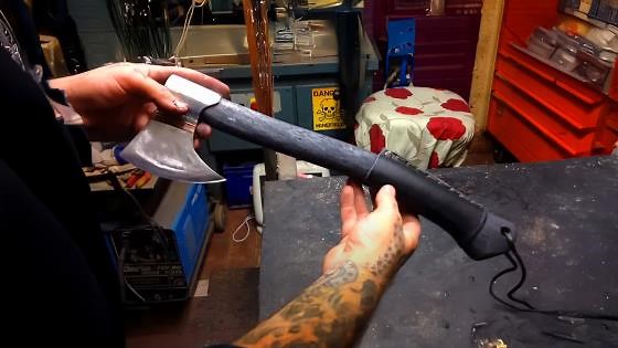 Crafting a tomahawk with surprising tools! ✨