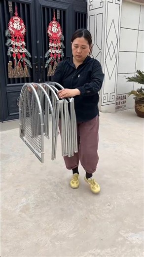 Unfolding Portable Chicken Coop Ramp Easy Setup for Poultry Farming #shorts #pets #Chicken Runway