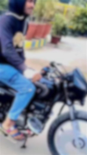 fully modified splendor bike stunts #4k #shorts #trending #foryou #splendor #1k