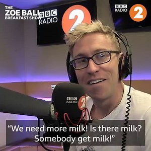 💍🐮 When in Tokyo, you simply have to milk a cow! Russell Howard's mum sounds like a real character. | BBC Radio 2