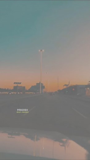 Punjabi Old Songs 🎙️ on Instagram: "👀😍 : : : : : : : #oldpunjabisongs #oldsongs #old"